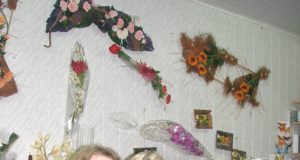 „Nidaurės“ salono kolektyvas: Nida Slabadienė (iš kairės)