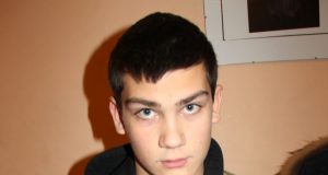 Tapęs šauliu Kornelijus susidomėjo giminaitės kūryba. N.Byčkovskio nuotr.