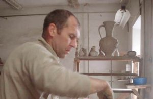 Salose – puodžiaus kūrybinis rimas ir ekonominis nerimas "Kartais atrodo