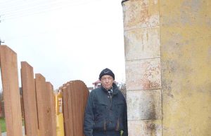 Pastačius naują tvorą Ignas Kozlovas vos pralenda pro tarpą.D.Zibolienės nuotr.