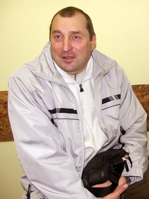 Ieškodamas lėšų komandos startui Regionų krepšinio lygoje Gintaras Kravčenka jau pradėjo minti verslininkų ir valdininkų slenksčius. D.Zibolienės nuotr. Ieškodamas lėšų komandos startui Regionų krepšinio lygoje Gintaras Kravčenka jau pradėjo minti verslininkų ir valdininkų slenksčius. D.Zibolienės nuotr.