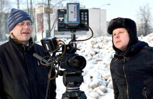 Jau kolegos: „Kriminalistų“ kūrėjai Justinas Krisiūnas (dešinėje) ir Alvydas Šlepikas. J.Krisiūno asm. albumo nuotr.