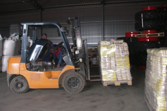 Rugsėjo mėnesį rajono vargstantiesiems išdalinta 50 t maisto produktų. L.Dūdaitės nuotr.