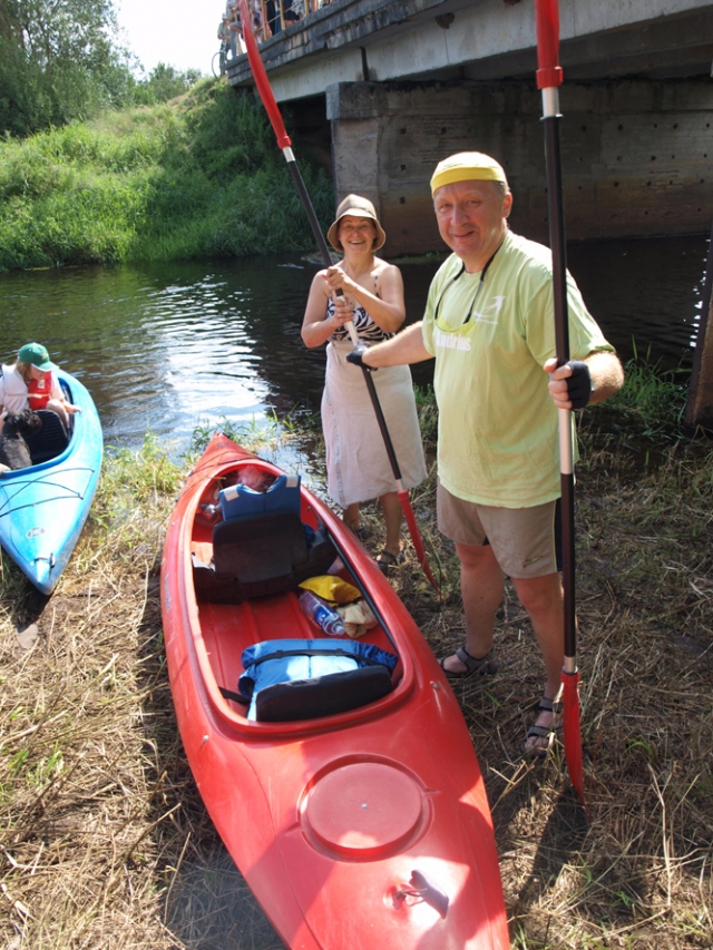 Premjeras Andrius Kubilius ir jo žmona Rasa - aktyvaus poilsio mėgėjai: baigę dviračių žygį jie penkias dienas plauks baidarėmis. D.Zibolienės nuotr. Premjeras Andrius Kubilius ir jo žmona Rasa - aktyvaus poilsio mėgėjai: baigę dviračių žygį jie penkias dienas plauks baidarėmis. D.Zibolienės nuotr.