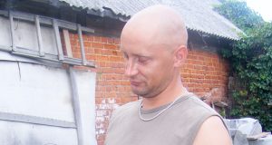 Paminkladirbio rokiškėno Gintaro Kubiliaus rankose gimsta ne tik amžinojo poilsio vietas puošiantys paminklai