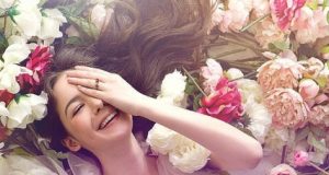 Kovo 8-oji - tik tulpių dovanojimo šventė ar šis tas daugiau?