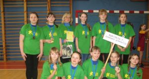 Juodupės mergaitės respublikinėse kvadrato varžybose iškovojo antrąją vietą. Asmeninio archyvo nuotr.