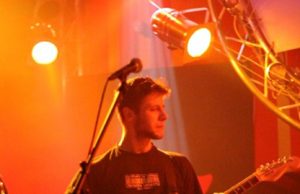 Gitaristas Edgaras Klussas sakė