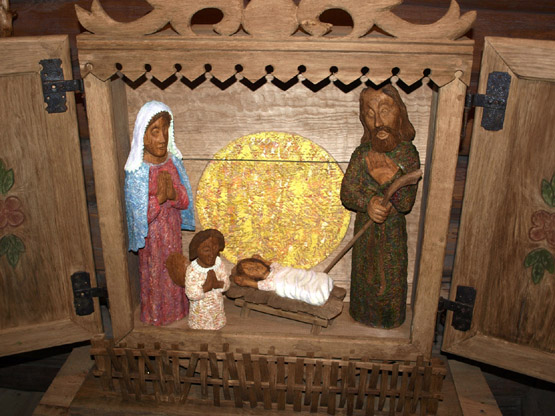 Po kelerių metų pertraukos įspūdingą prakartėlę į parodą atvežė ir dviejų L.Šepkos premijų laureatas alytiškis Saulius Lampickas. N.Byčkovskio nuotr. Po kelerių metų pertraukos įspūdingą prakartėlę į parodą atvežė ir dviejų L.Šepkos premijų laureatas alytiškis Saulius Lampickas. N.Byčkovskio nuotr.