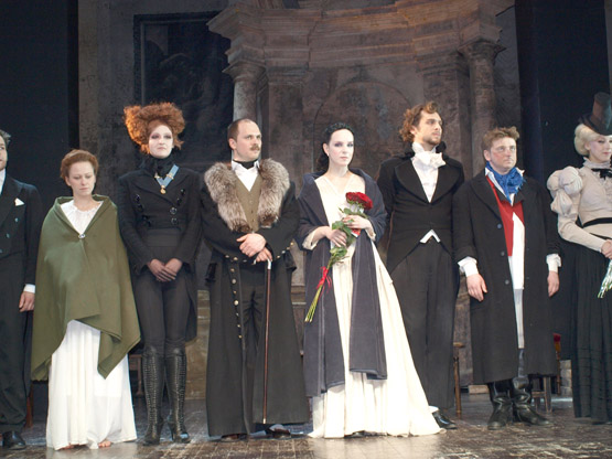 Pernai pagrindinį festivalio „Vaidiname žemdirbiams“ prizą laimėjo Valstybinis Vilniaus mažasis teatras Pernai pagrindinį festivalio „Vaidiname žemdirbiams“ prizą laimėjo Valstybinis Vilniaus mažasis teatras