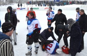 Garbingo žaidimo taisyklių rokiškėnai varžovus mokė kumščiais Rungtynių akimirka. N.Byčkovskio nuotr.