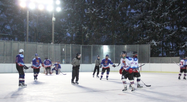 Kūno kultūros ir sporto centro dirbtinio ledo aikštelėje per du mėnesius surengta 50 sporto varžybų. N.Byčkovskio nuotr. Kūno kultūros ir sporto centro dirbtinio ledo aikštelėje per du mėnesius surengta 50 sporto varžybų. N.Byčkovskio nuotr.