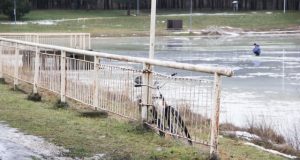 Netvirtas ledas pavojungas  poledinės žvejybos mėgėjams. N.Byčkovskio nuotr.