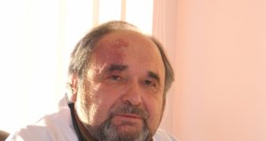 Palaikomojo gydymo ir slaugos skyriaus vedėjas Alfonsas Vitkus džiaugiasi naujovėmis.   A.Puteikytės nuotr.