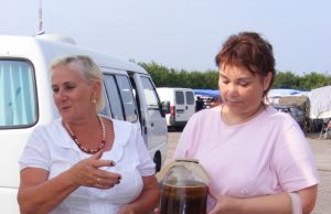 “Prekyba turguje – malonumas: su klientais pasidaliname patirtimi