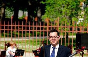 Nors jau seniai baigė muzikos mokyklą