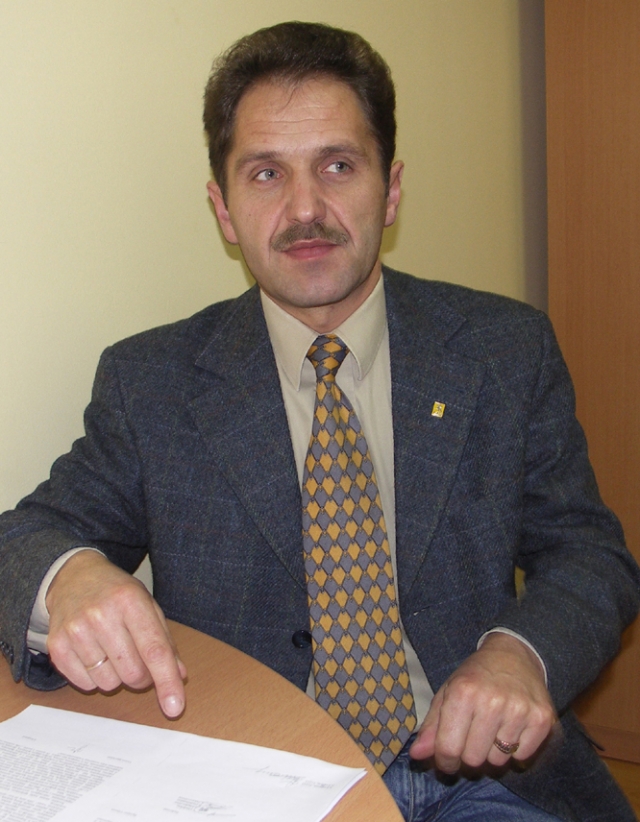 Valstybinės energetikos inspekcijos Panevėžio teritorinio skyriaus vyresnysis inžinierius-inspektorius Virginijus Lukošiūnas. Valstybinės energetikos inspekcijos Panevėžio teritorinio skyriaus vyresnysis inžinierius-inspektorius Virginijus Lukošiūnas.