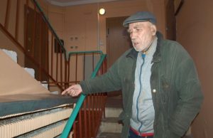 Kaimynų ginčą sukėlė cinko skarda užkaltas radiatorius Bronius Lūža skundėsi