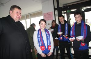 „Maltiečių sriubos“ savanoriai savivaldybėje surengė akciją