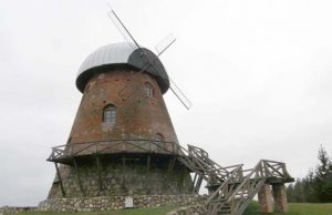 Obelių malūnas laukia naujų šeimininkų? Obelių malūnas dar neturi pirkėjo.