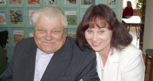 Alicija Matiukienė  ir Danas Kairys spinduliavo poetišką nuotaiką. D.Zibolienės nuotr.