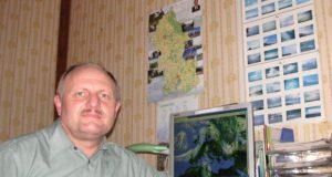 Specialią orų lentelę p. Bronius su užsidegimu pildo iki šiol...