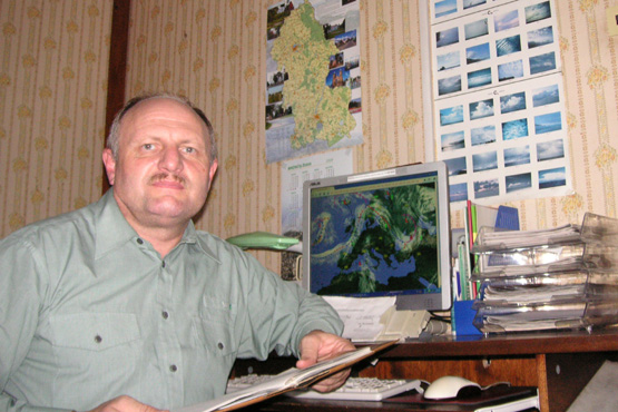 Biržų meteorologijos stoties vedėjas Bronius Medinis.