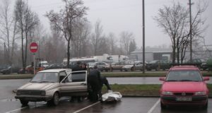 Kavoliškėną mirtis ištiko „Maximos bazės“ automobilių stovėjimo aikštelėje. R.Kilkaus nuotr.