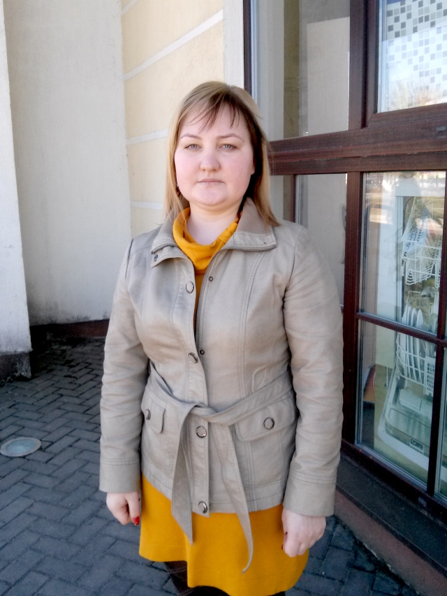 Nukentėjusios pusantrų metukų mergytės mama nori rasti ją užpuolusio šuns šeimininką tik dėl to