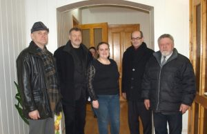 Rajono šviesuolių trejetas: dvasininkas, treneris ir meno vadovė “Gimtojo Rokiškio“ skaitytojų balsavimo rezultatus patvirtino speciali komisija: (iš kairės) Vytautas Padvaiskas