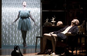 Pernai pagrindinį prizą laimėjusioje O.Koršunovo „Mirandoje“ vaidino Airida Gintautaitė ir Povilas Budrys. Jis pripažintas ir geriausiu aktoriumi vyru. Rokiškio kultūros centro archyvo nuotr.