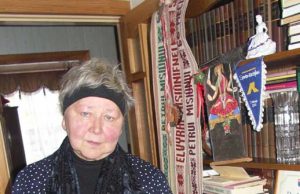 Našlė Elvyra Misiūnienė su ašaromis akyse pasakojo apie sielvartą netekus vyro. D.Zibolienės nuotr.