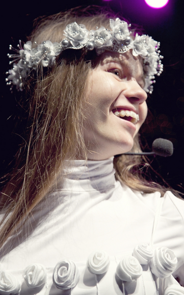 Simona Savickaitė miuziklo „Pranašas: degančios rankos“ repeticijoje. Sigito Daščioro nuotr. Simona Savickaitė miuziklo „Pranašas: degančios rankos“ repeticijoje. Sigito Daščioro nuotr.