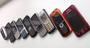 Informacija apie mobiliųjų telefonų poveikį sveikatai labai prieštaringa.