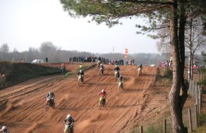 Motokroso akimirka: varžėsi MX2 klasės lenktynininkai. R.Kilkaus nuotr.