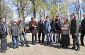 Simpoziumo atidarymo metu kartu nusifotografavo ir organizatoriai