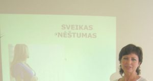 "Visą nėštumo periodą saugoti save lyg trapų daiktą - nereikia"