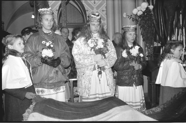 1988-ųjų įvykių akimirka.