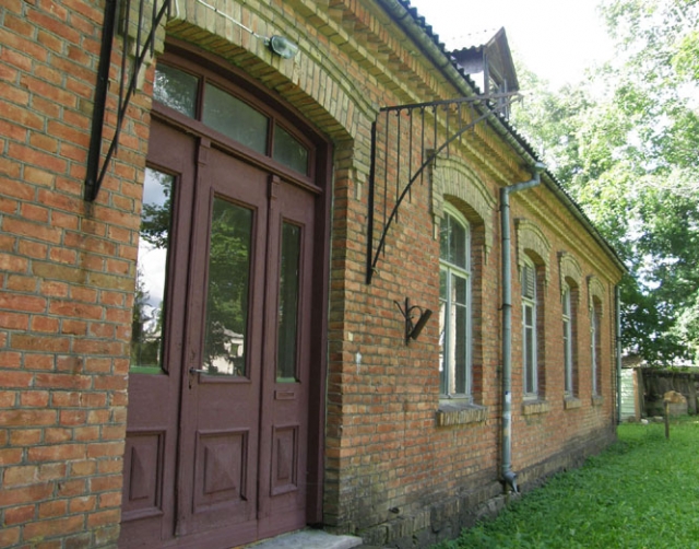 Senojoje Pandėlio mokykloje įsikūrė Pandėlio gimnazijos muziejus. L.Dūdaitės nuotr. Senojoje Pandėlio mokykloje įsikūrė Pandėlio gimnazijos muziejus. L.Dūdaitės nuotr.