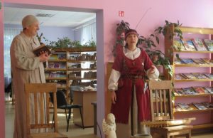 Pandėlio bibliotekoje – muzikos ir meninio žodžio šventė Pandėlio bibliotekos popietėje dalyvavo liaudies dainų atlikėja