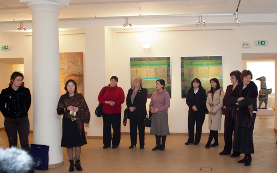 Parodos atidarymo akimirka.