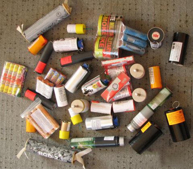 Sprogstamosios medžiagos labai pavojingos.