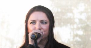 "Pievų" solistė Virginija.