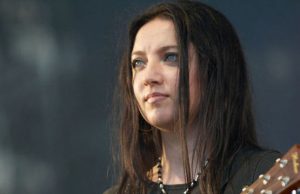 “Pievos” koncertuos Vilniuje "Pievų" lyderė Virginija Skeirienė. "Pievų" archyvo nuotr.