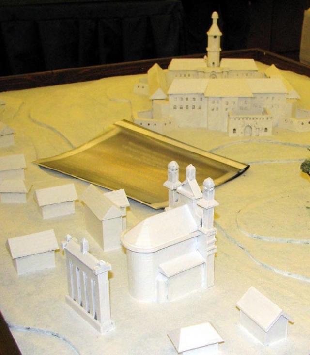 Signatarų prizą laimėjusios Olykos pilies maketas. Signatarų prizą laimėjusios Olykos pilies maketas.