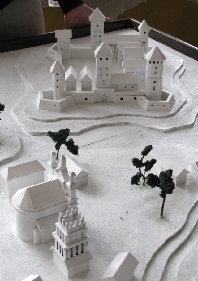 Seime -  rokiškėnų kurti maketai.