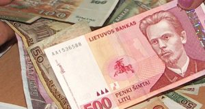 Vienam semestrui skiriama tūkstančio litų stipendija. N.Byčkovskio nuotr.