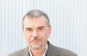 Eilėraščiai irgi kopėčios, basais mano padais nuzulintos Poetas Arvydas Genys. A.Genio archyvo nuotr.