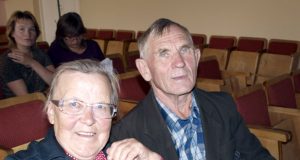 Kriaunų seniūnijoje Rupetose gyvenantys Stanislava ir Venalijus Novikovai įdėmiai klausėsi