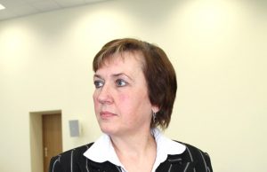 Tarybos narė I.Saikalienė įsitikinusi: rajono žmonės nepasitikės pasiūlyta ginčų komisija.  D.Zibolienės nuotr.